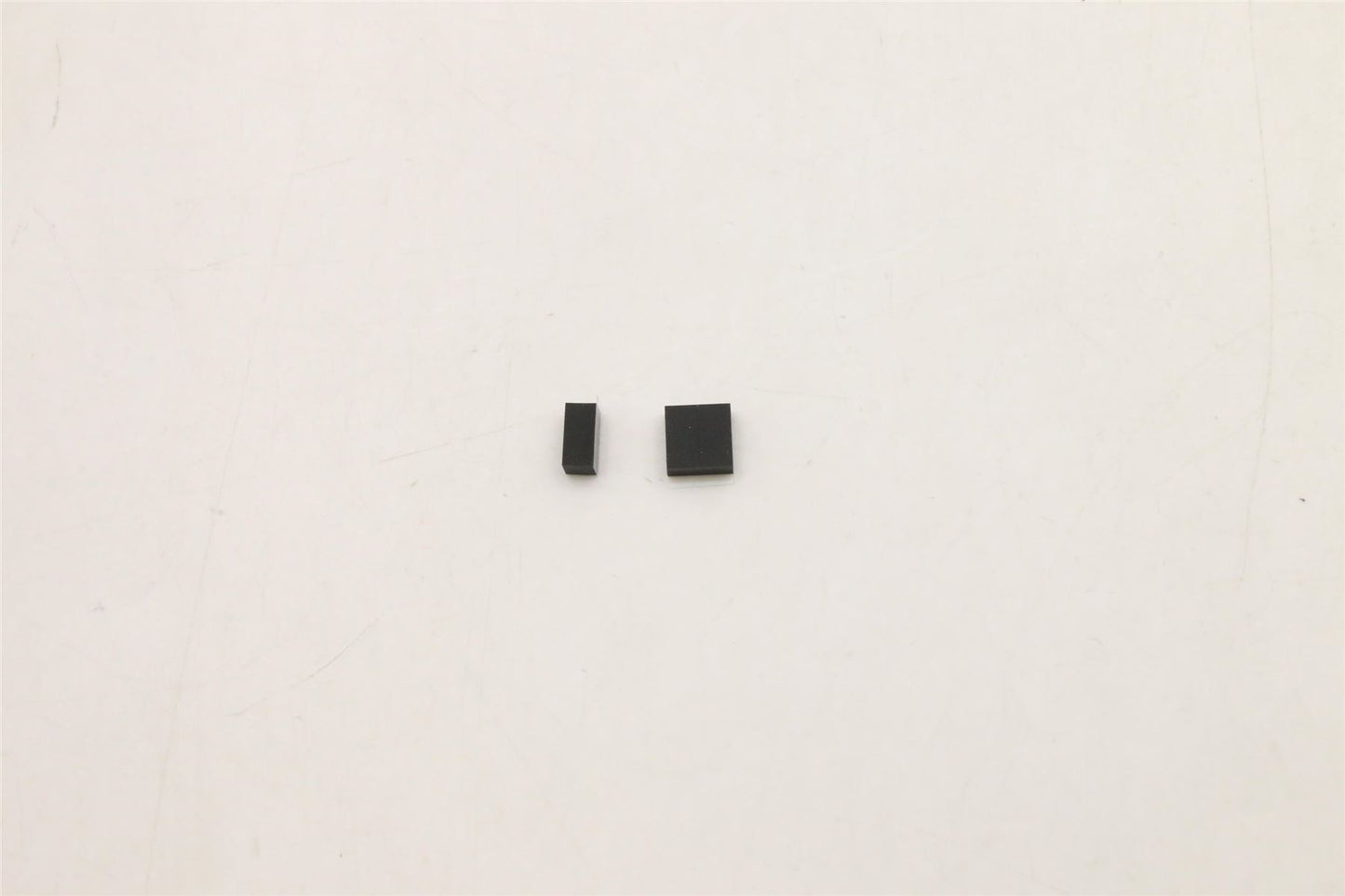 Lenovo Rubber W 82R8 D COVER 5R60S37205