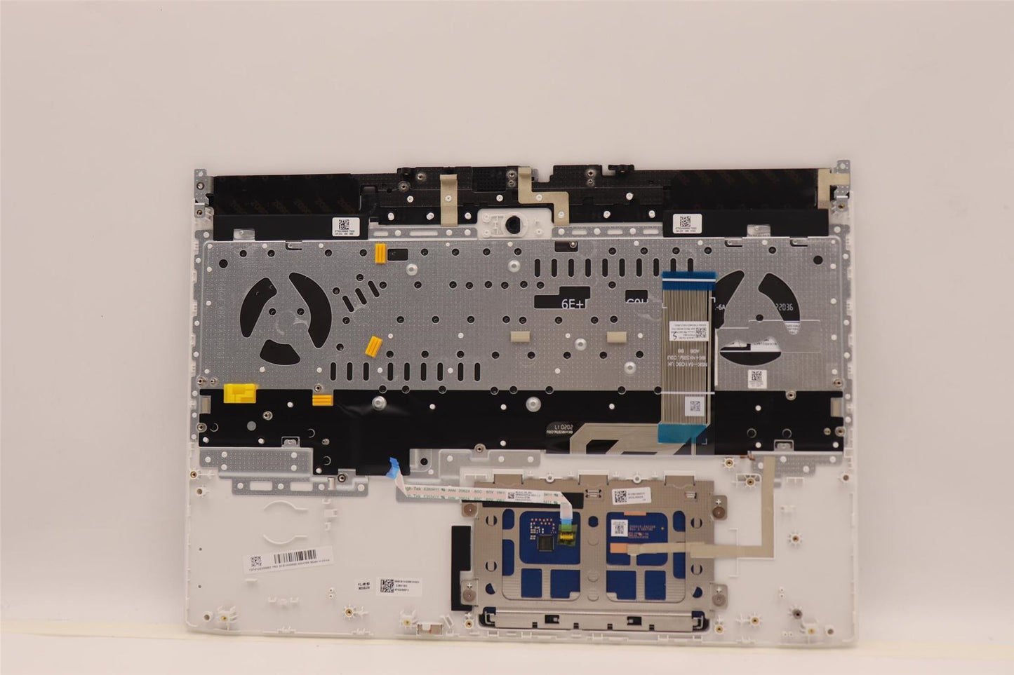 Lenovo IdeaPad 3 15IAH7 Palmrest Cover Touchpad Keyboard German White 5CB1H38858