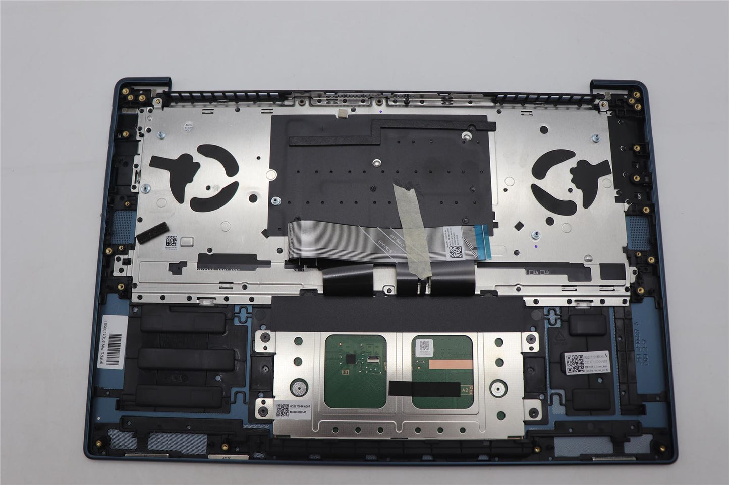 Lenovo Upper Case ASM_BEL H 82Y7 TT PS 5CB1L39501