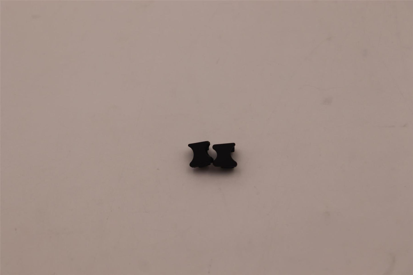 Lenovo 5R60S37191 RUBBER Rubber hinge L 82QG