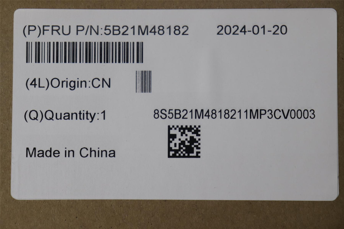 Lenovo C83FD I914900HXRTX40708G NOKRM 5B21M48182