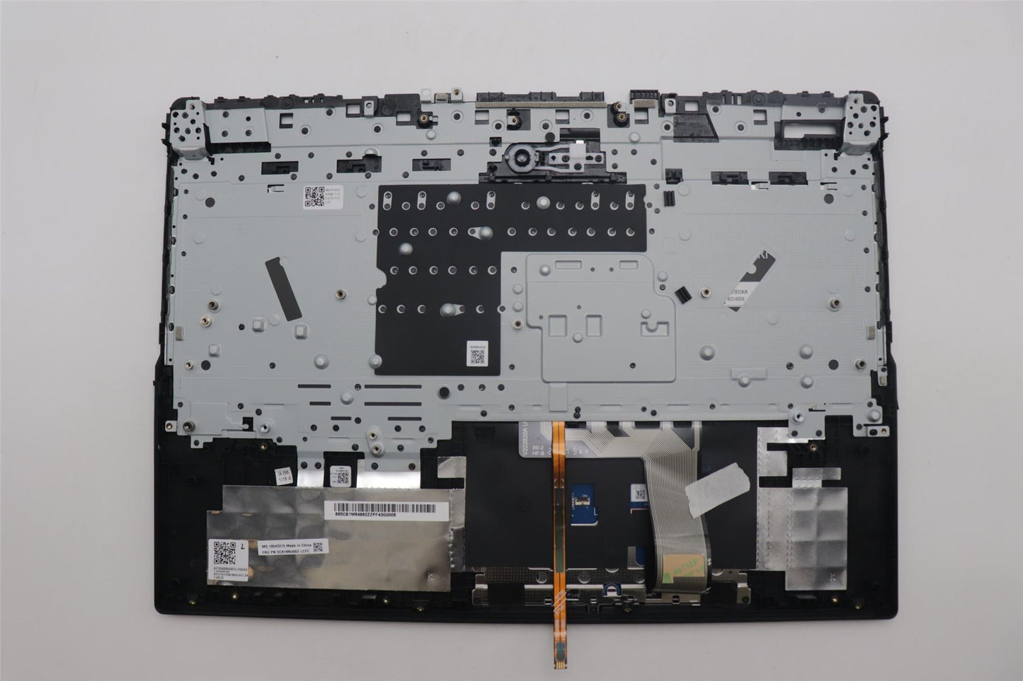 Lenovo Upper Case ASM_FRA L 83DEWH 5CB1M64862