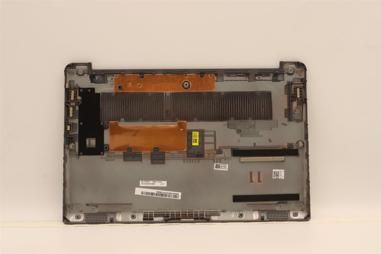 Lenovo Lower Case L 82RJ W_HDD_A/G_U 5CB1H38872