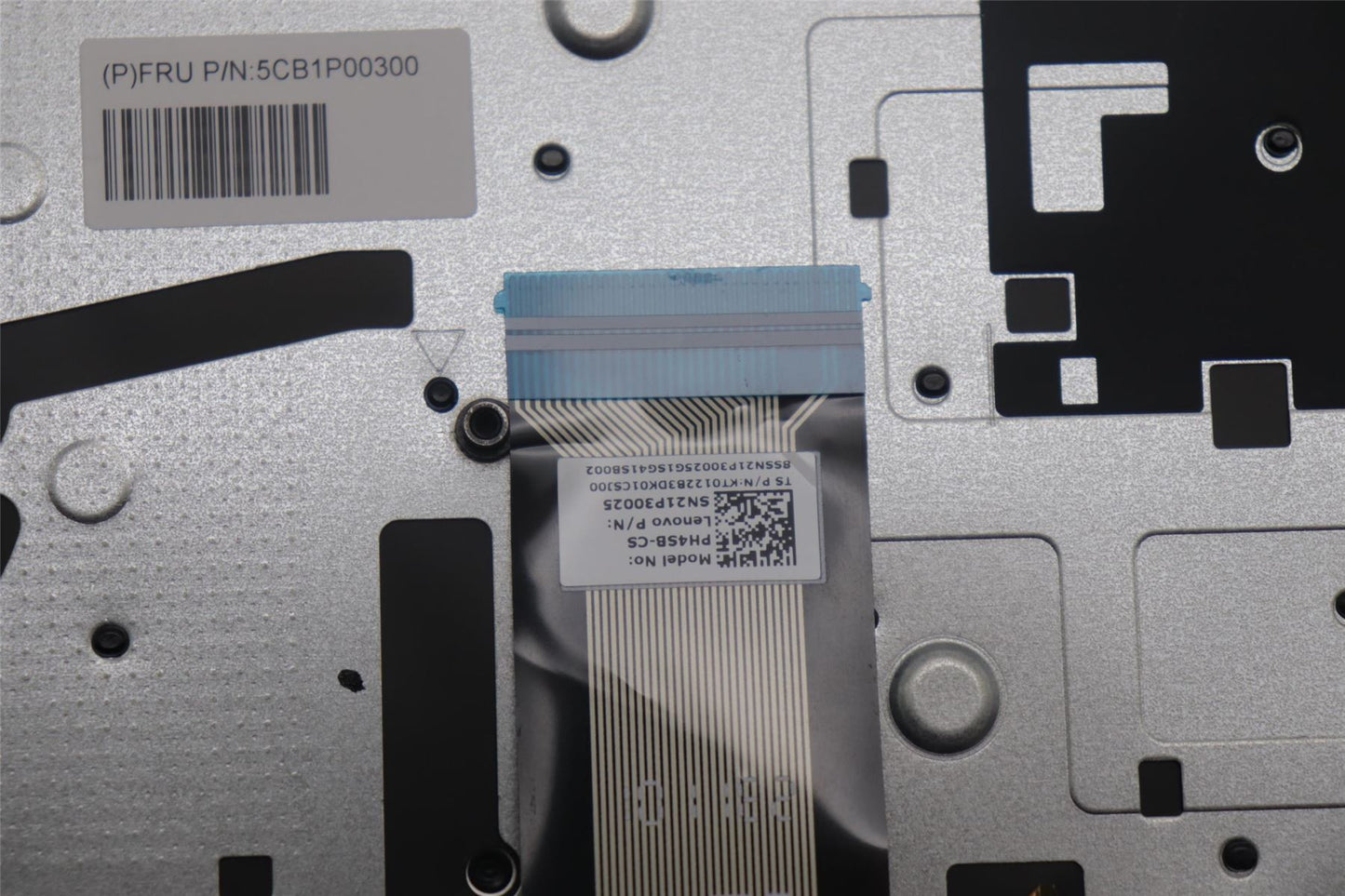 Lenovo UpperCaseASM CZE/SLK H83DJ NFP TT 5CB1P00300