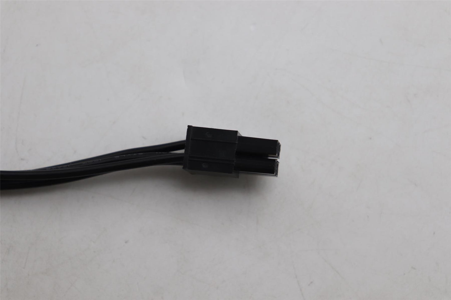 Lenovo ThinkStation P500 P700 P510 P710 P720 SATA Dual Power Cable 5C10U58487
