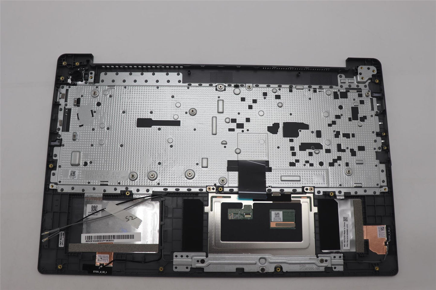 Lenovo IdeaPad 3 15IAN8 Palmrest Cover Touchpad Keyboard Belgian 5CB1K94993