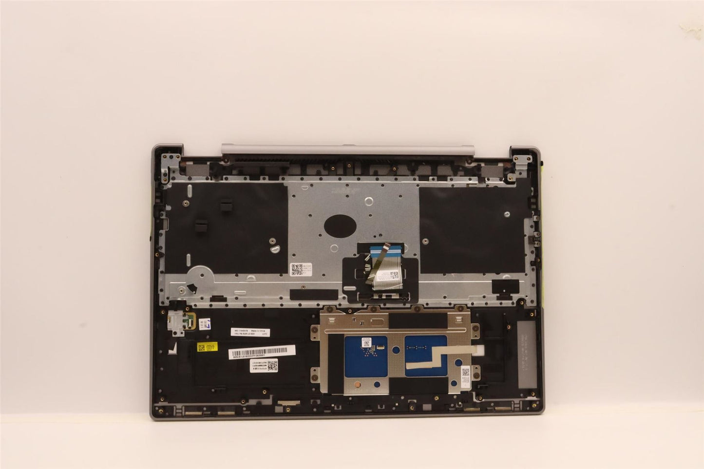 Lenovo Upper Case ASM_BEL L82QG FPAG 5CB1J01822
