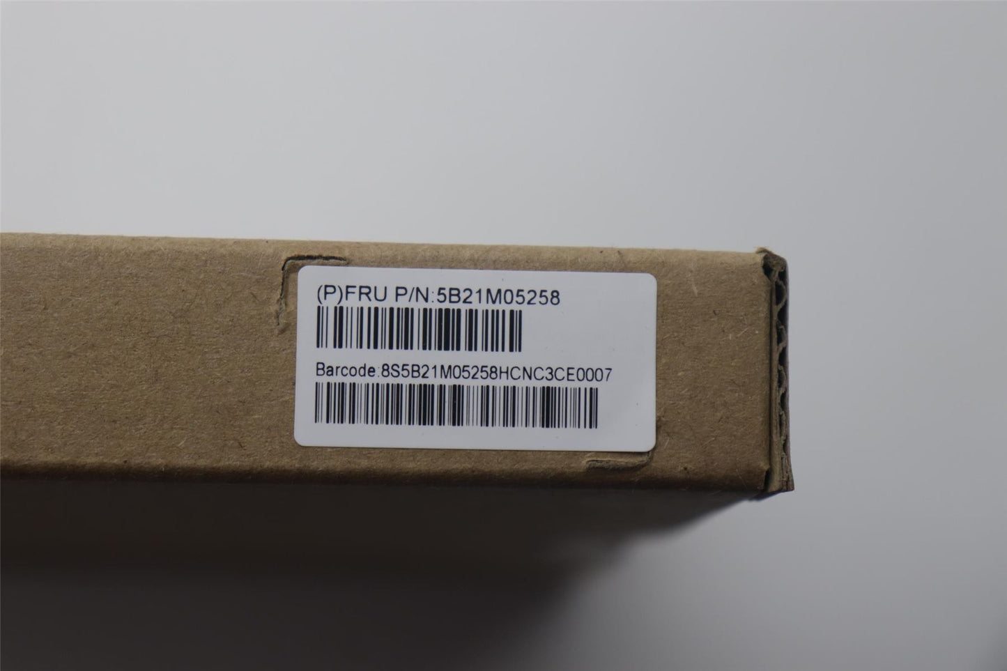 Lenovo H 83D2 ULT5 125H UMA16G L WINRM 5B21M05258