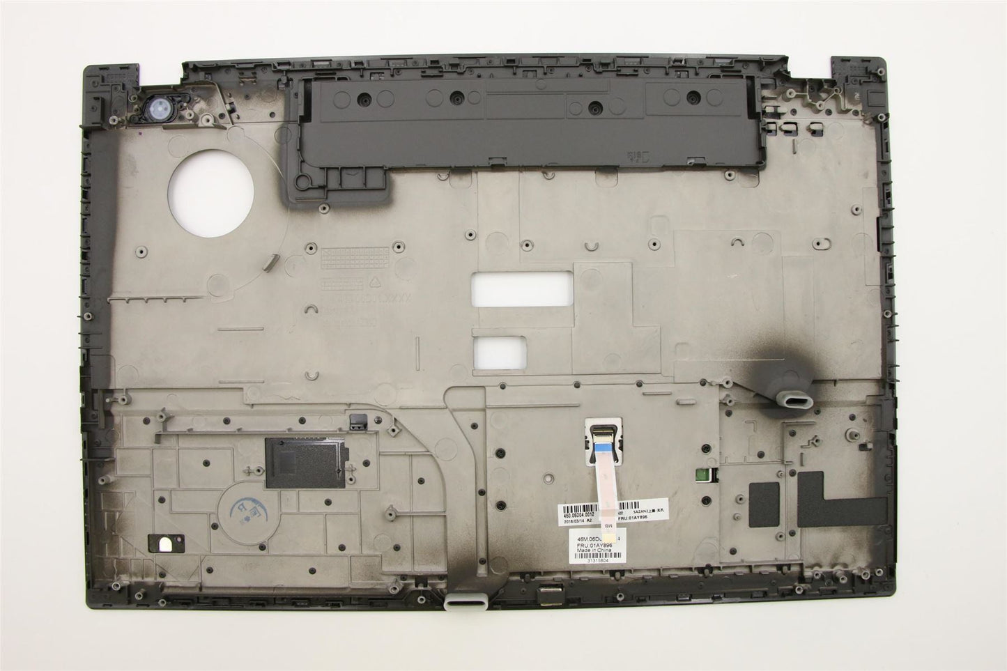 Lenovo ThinkPad T560 P50s Palmrest Top Cover Housing Black 01AY896