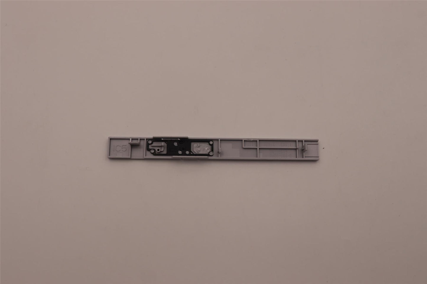 Lenovo ODD-BEZEL-Assy IC 5 IAB7 5M11C16856