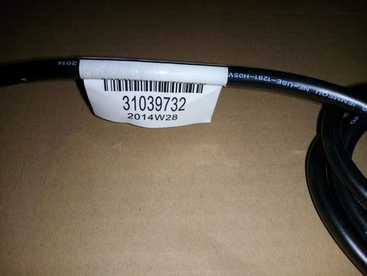 Lenovo Longwell 1.8M SEV C13 power cord (R) Cable 31039732
