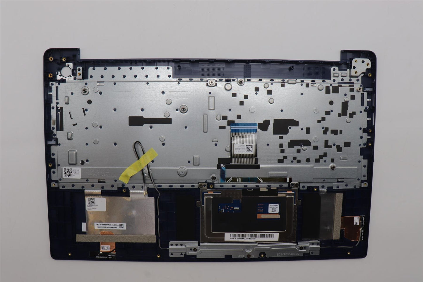 Lenovo Upper Case ASM_SPA L 83E6FP AB BL 5CB1N95344