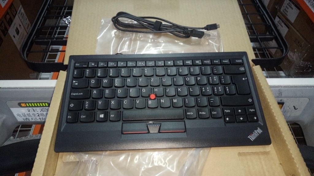 Lenovo Swiss, F/G Keyboard 03X8743