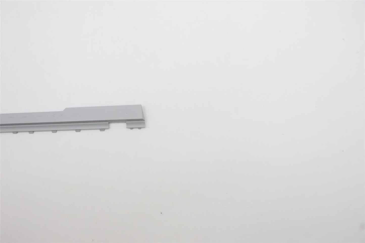 Lenovo Strip Cover L 82JQ PRC ST 5CB1C68183