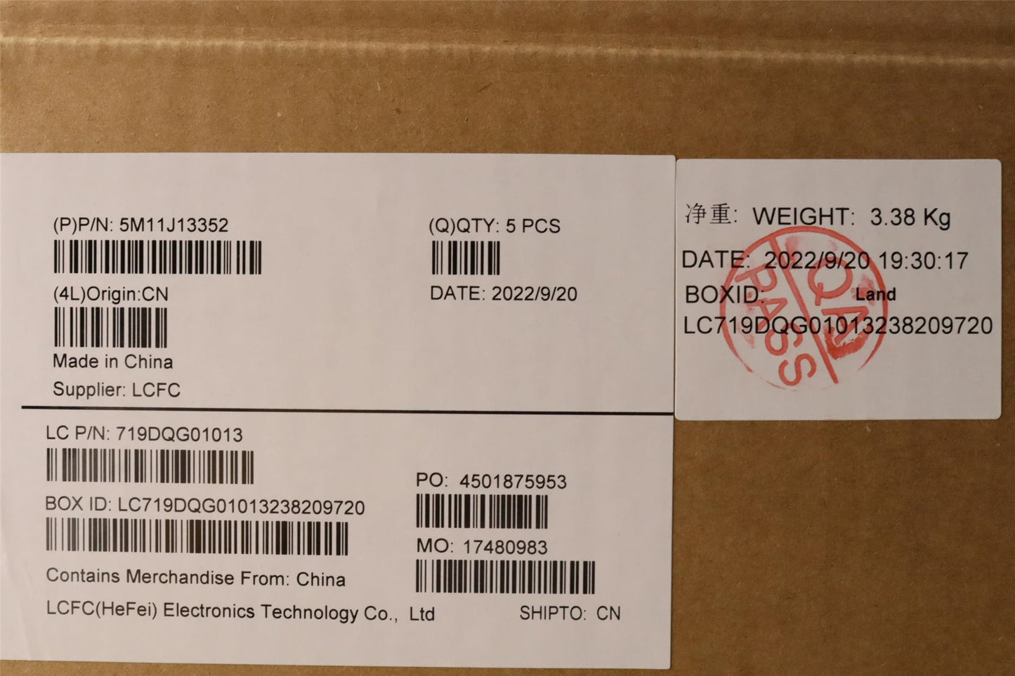 Lenovo ThinkPad Z16 Gen 1 Keyboard Palmrest Top Cover US Black 5M11J13352