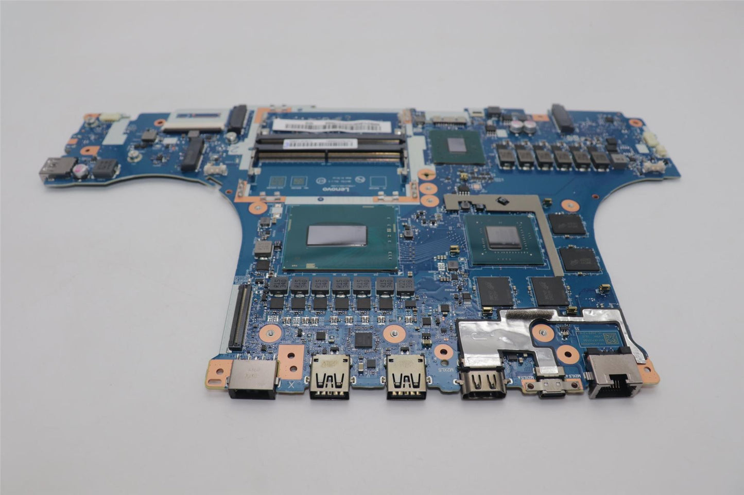 Lenovo L83DFWINI514500HX_RTX4060_8GRM 5B21L80257