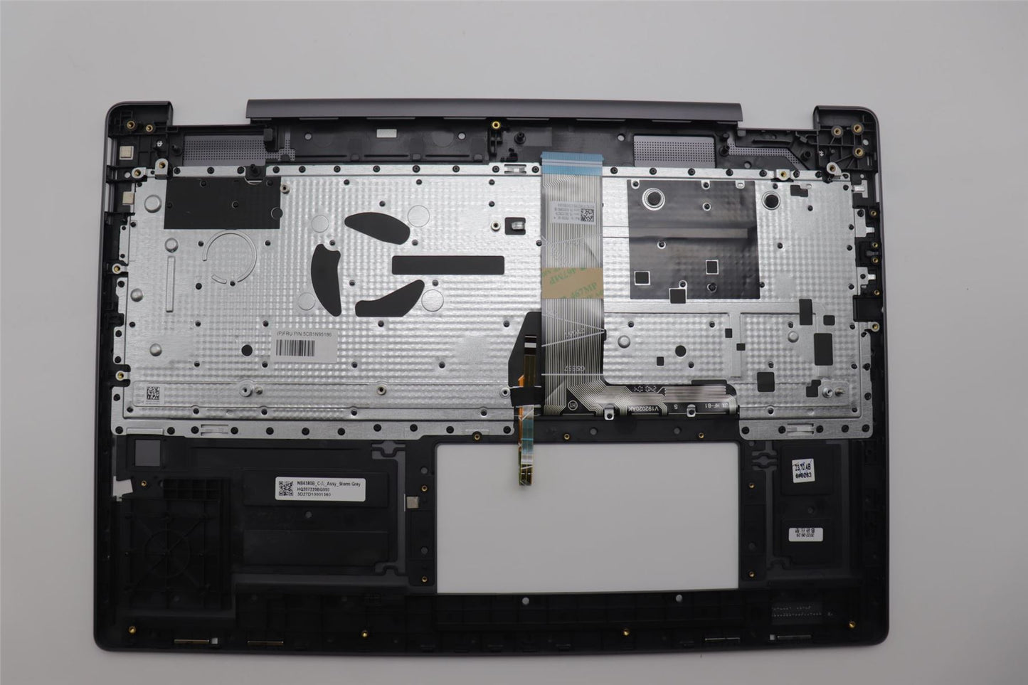Lenovo UpperCaseASM BEL H83DL NFP SG 5CB1N95186