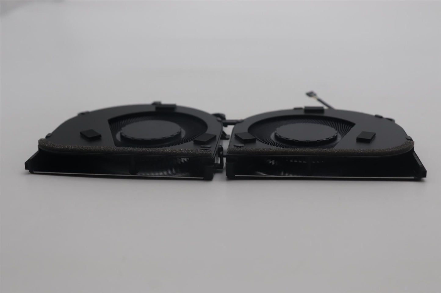 Lenovo FAN L 83D4 (L+R) FCN 5F10S14132