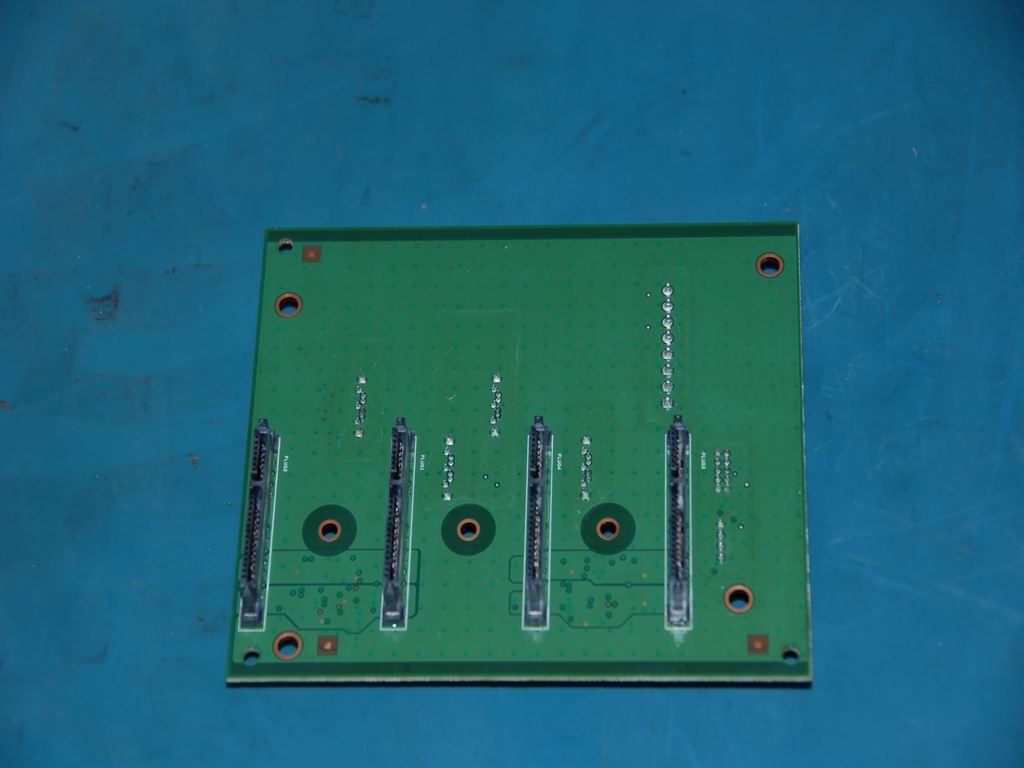 Lenovo Husum S15I DIP(R) HDD Backplane Board 11011165