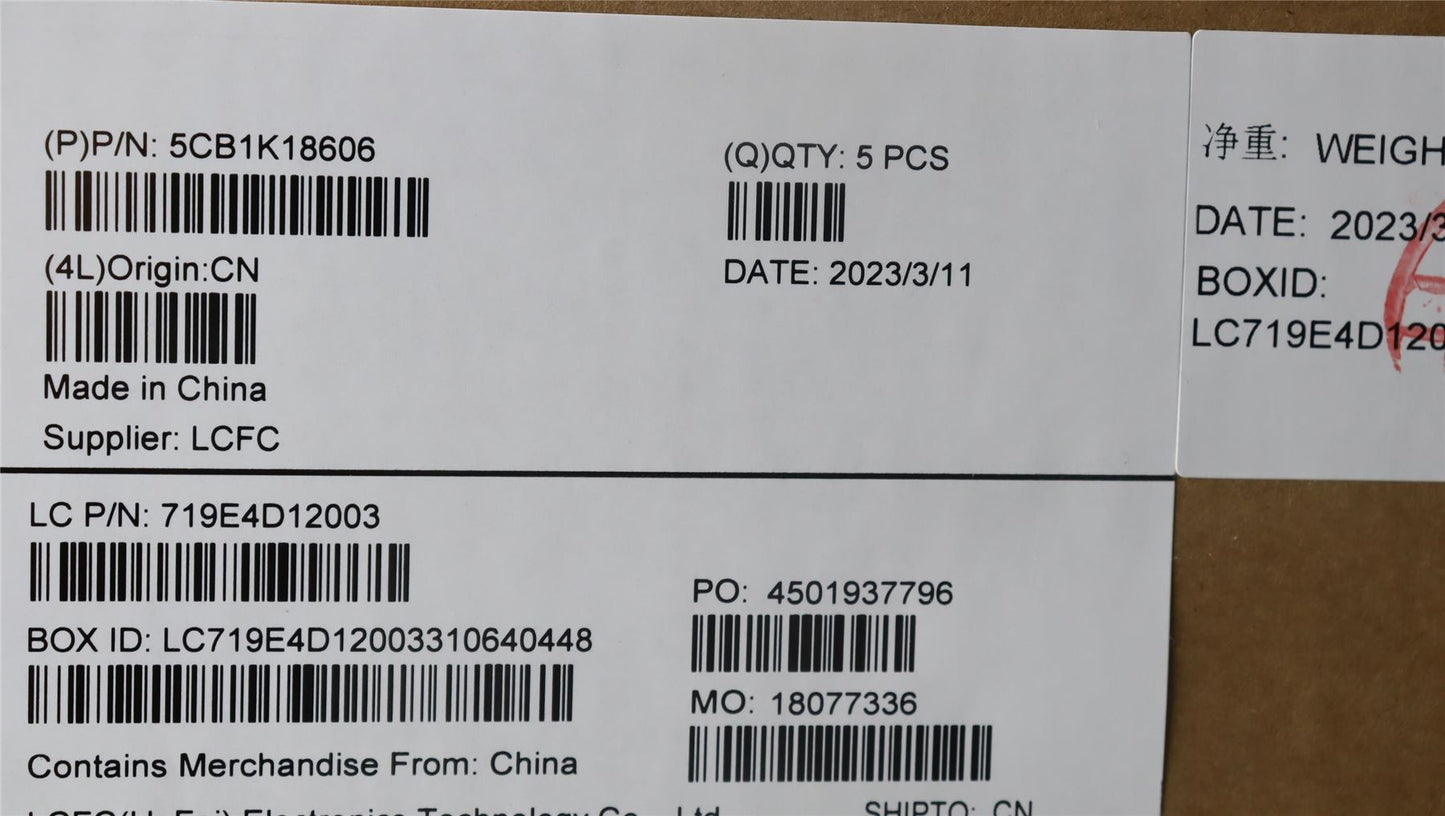 Lenovo Cover L 82XA D_COVER_AB_15W 5CB1K18606