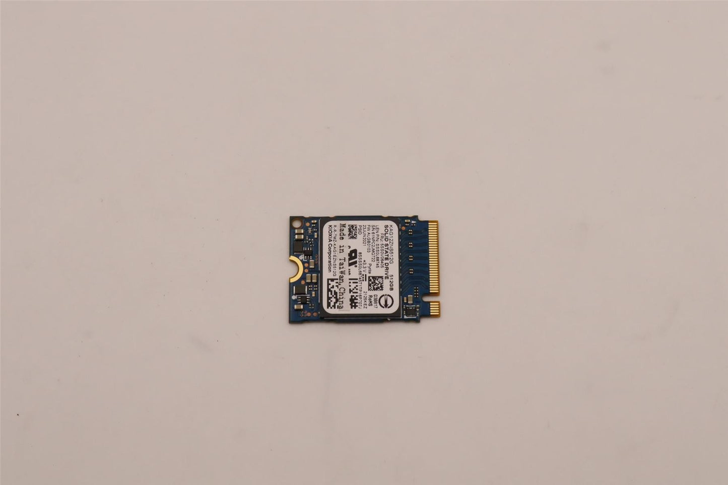 Lenovo ThinkEdge SE30 SE70 SE10 Solid State Drive SSD 5SS0V06405