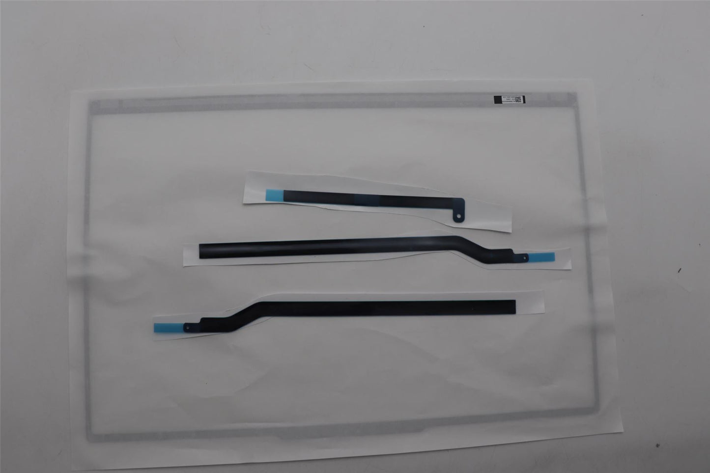 Lenovo BEZEL L 83DN B_32K W/TAPE 5B30S19183