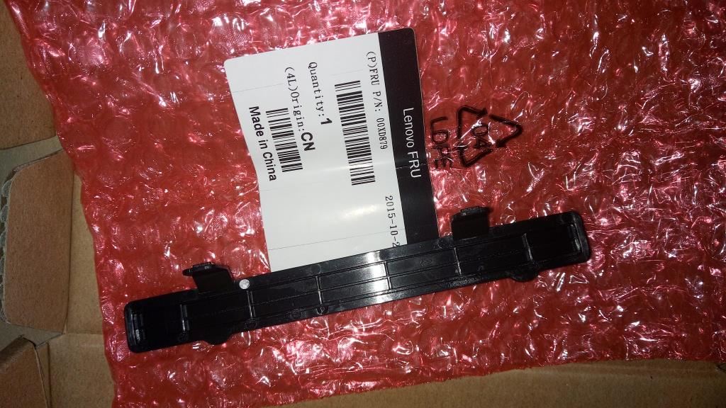 Lenovo MECHANICAL Bezel for non-ODD 00XD879