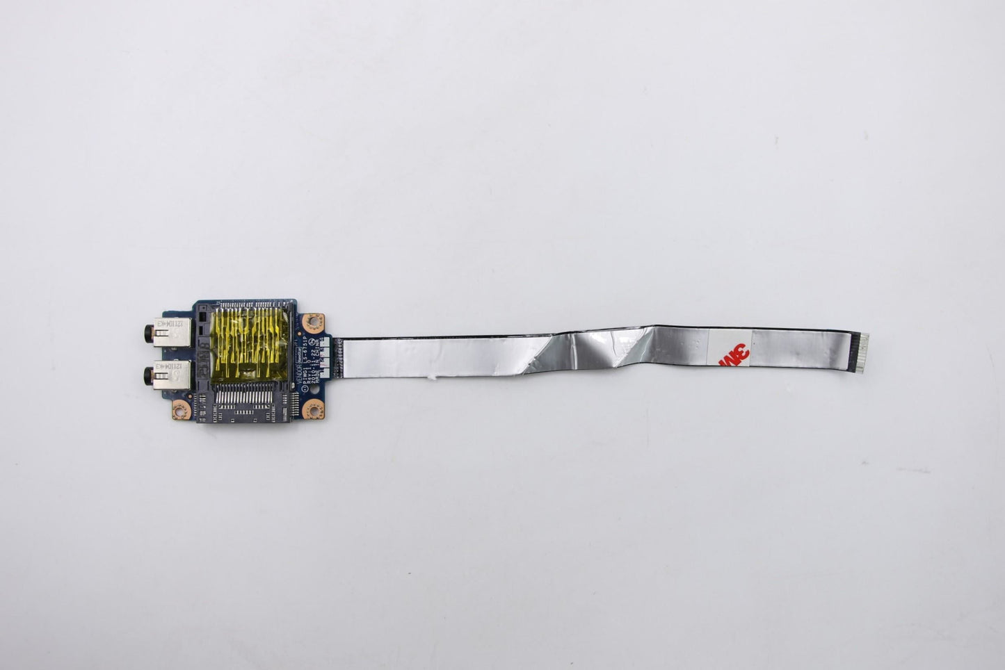 Lenovo PIWG4 W/CABLE Card Reader Board 31050105