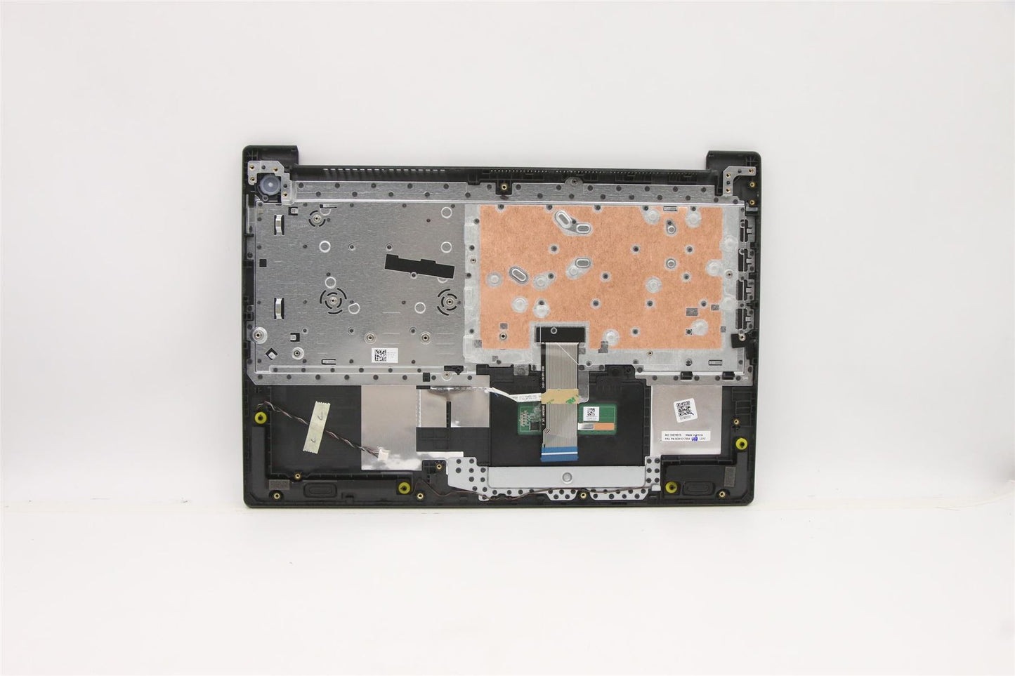 Lenovo Upper Case ASM_ITA L81X8 NFPBKDIS 5CB1C17204