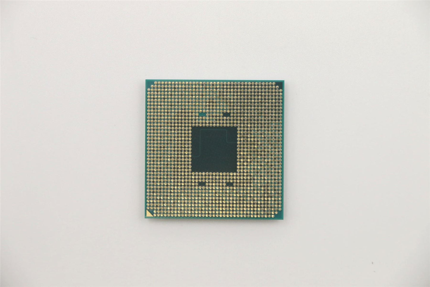 Lenovo 5SA0U56073 SP AMD Ryzen5 PRO 3400G 3.7GHz/4C/4M/65W