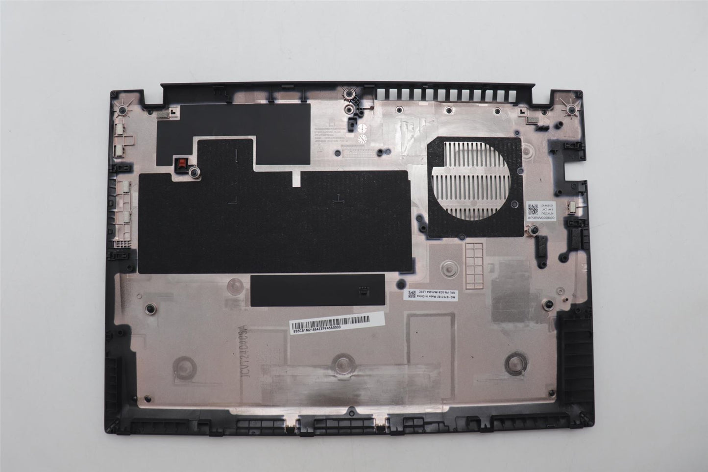 Lenovo FRU COVER LT4E2_D_COVER_WLAN_BLACK 5CB1M21664