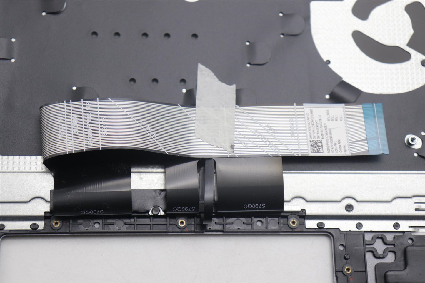 Lenovo Upper Case ASM ENG H 83CV NFP LG 5CB1P50153