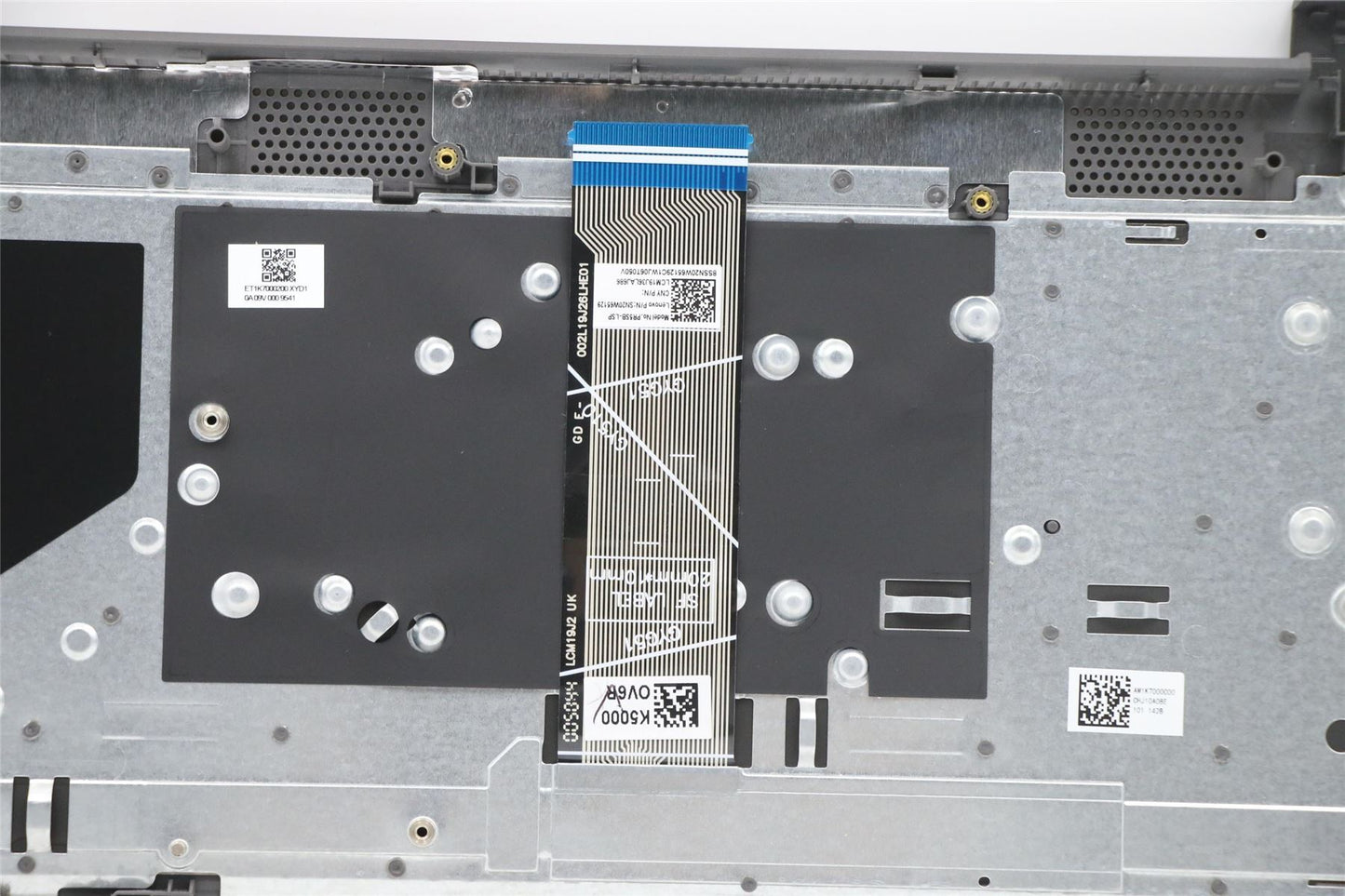 Lenovo Upper Case ASM_LA L81YK BLNFPGG 5CB0X56191