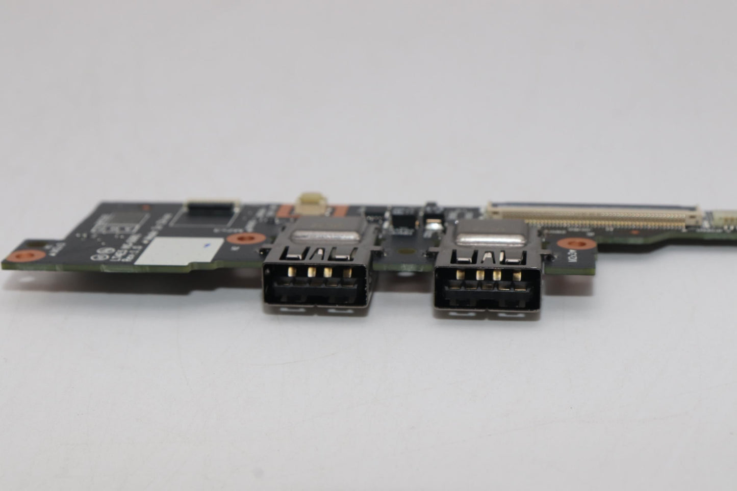 Lenovo CARDPOP PCBA SMALL/B NSG061 LT4E5 IO Board 5C51P67047