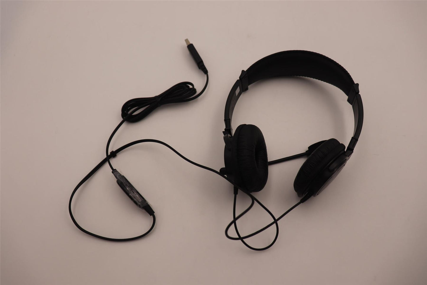 Lenovo HEADSET FRUSelect USB-A Headset_ILC 5H31F38786