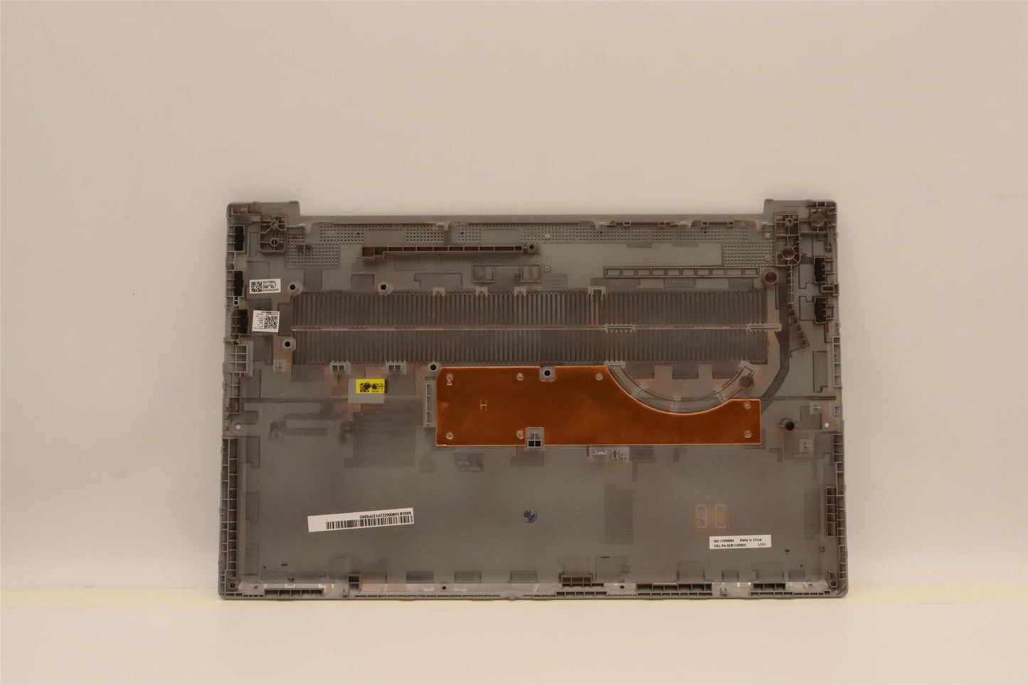 Lenovo Lower Case L 82SF PC CG 5CB1H95502