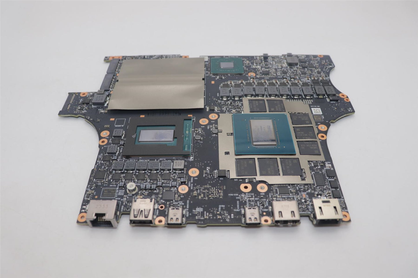 Lenovo L 83G0WINI914900HX_RTX409016GRM 5B21M03725