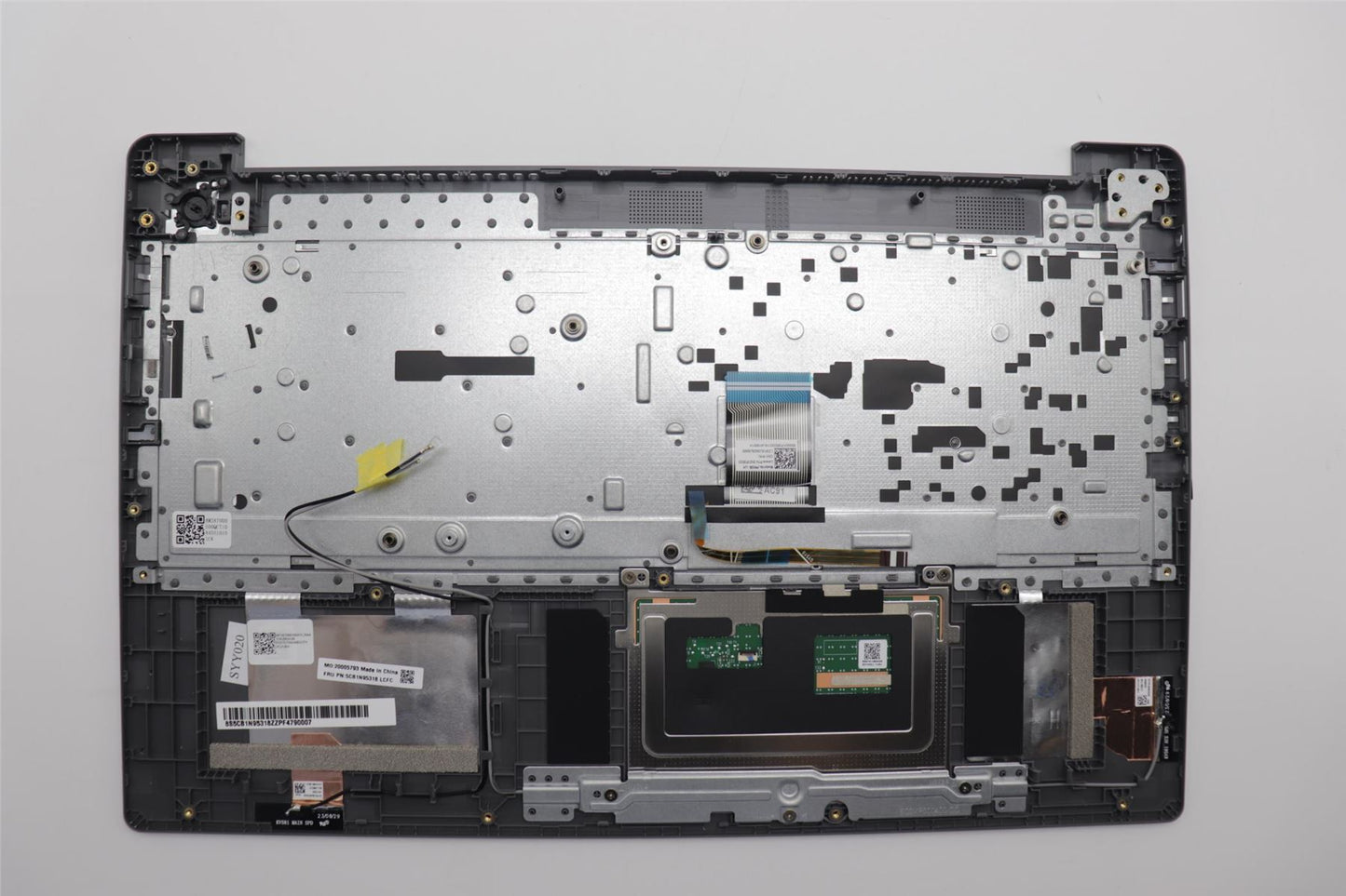 Lenovo Upper Case ASM_UKE L 83E6AG BL 5CB1N95318