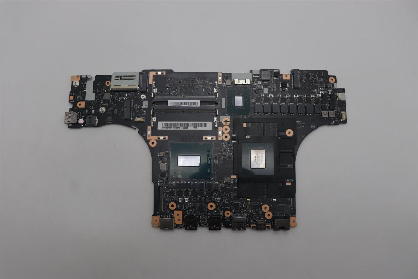 Lenovo L 83DEWINI914900HX_RTX408012GRM 5B21L86495