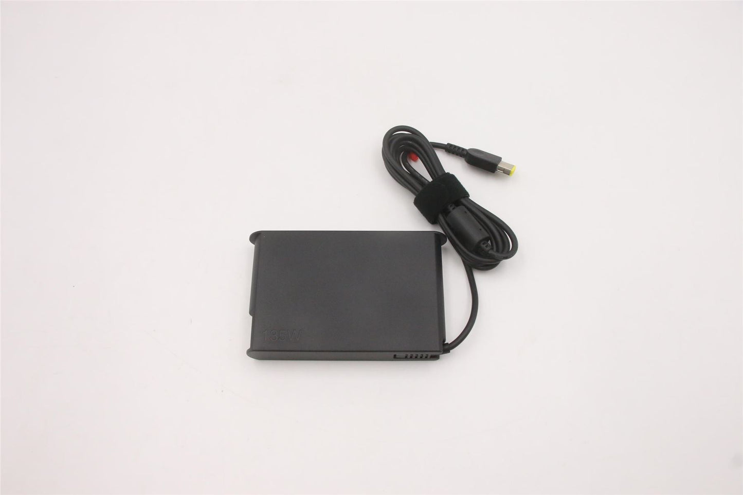 Lenovo ThinkPad P15v 1 T15p 1 P1 1 P1 2 AC Charger Adapter Power 135W 5A10W86258