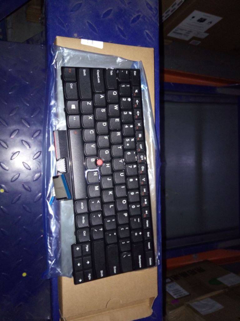 Lenovo FRU PT-KBD USI CHY US English Portuguese Keyboard 04Y0146