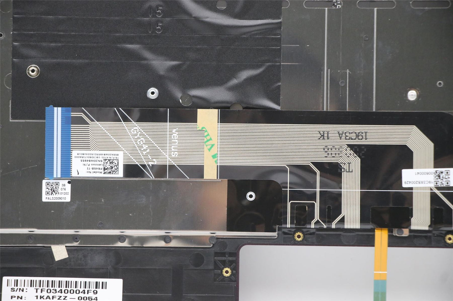 Lenovo Upper Case ASM_TI Q 82A2 OC 5CB0Z32193