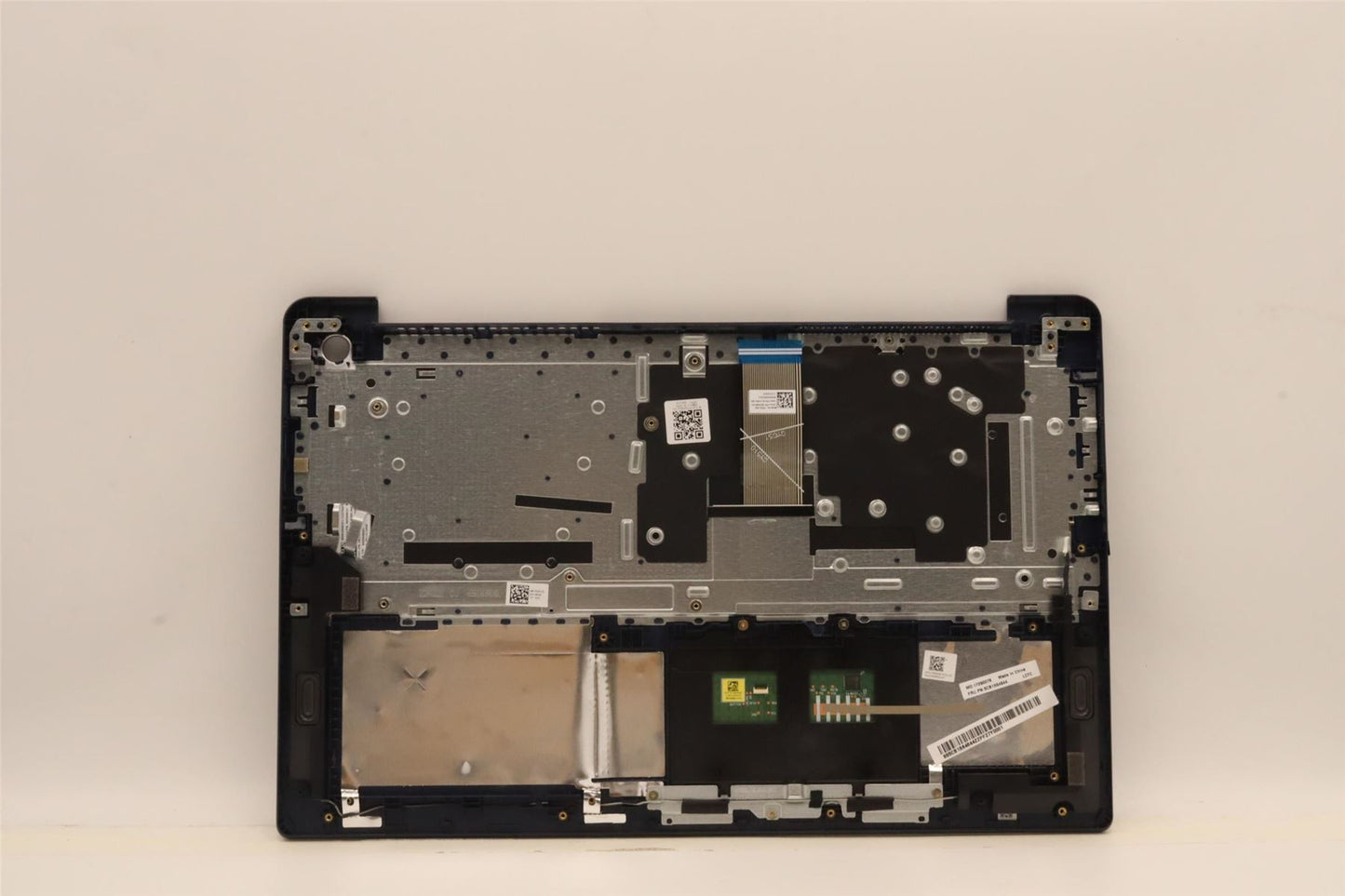 Lenovo Upper Case ASM_ARAL82H8FPABNBL 5CB1B64644