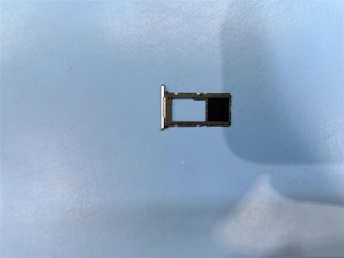 Lenovo TB310FU_BL_CardTray&*EI30-CH4021-100 CS 5M88C22668