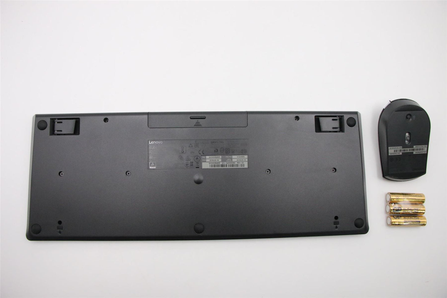 Lenovo ThinkStation M920z M90a P320 Tiny Wireless Keyboard Mouse Swiss 01AH858