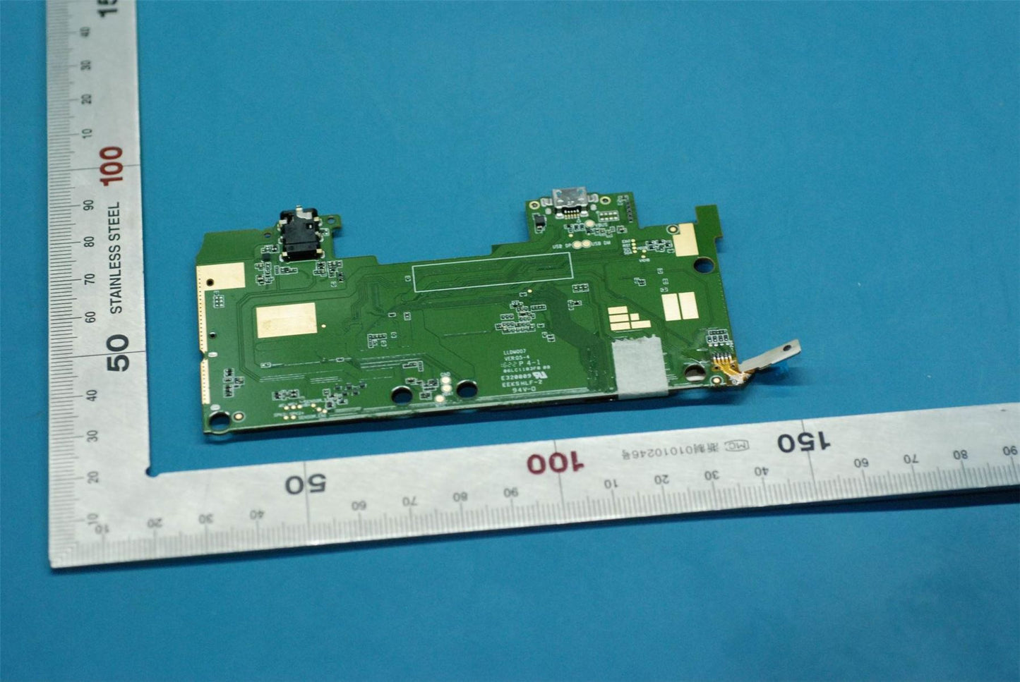 Lenovo TB3-850F MB_1+16G&*67101290 CS 5B28C05439