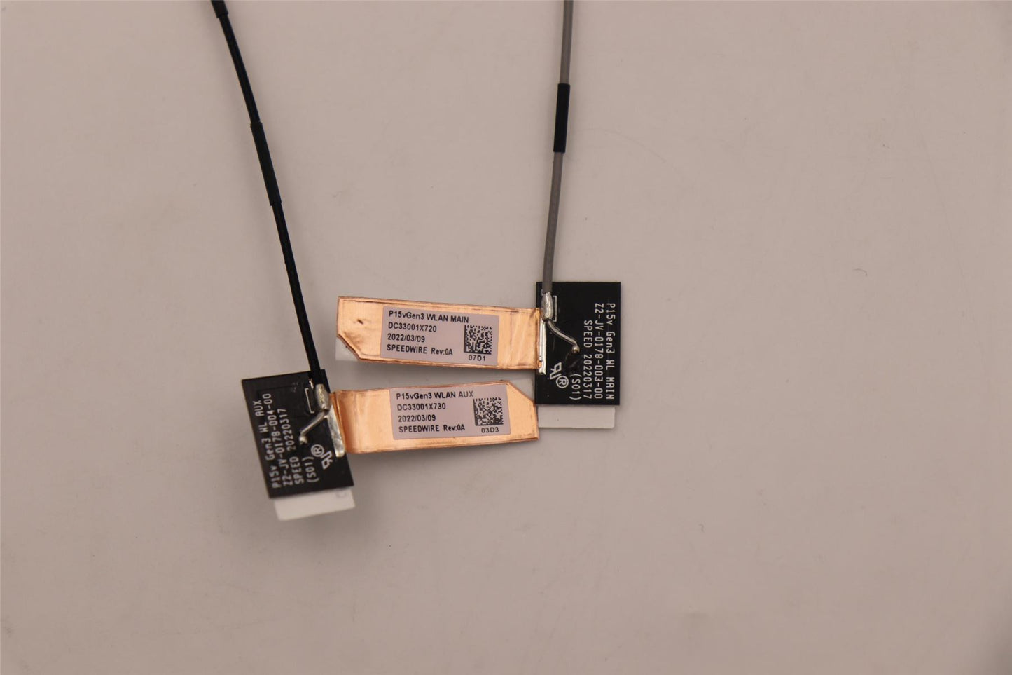 Lenovo FRU ThorP P-3 WLAN ANTENNA KITS 5A30Z88204