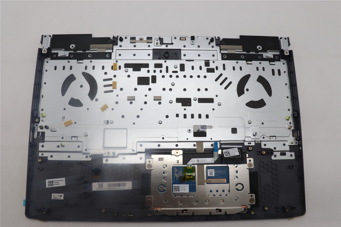 Lenovo LOQ 15IRH8 LOQ 15APH8 Palmrest Cover Touchpad Keyboard 5CB1L49826