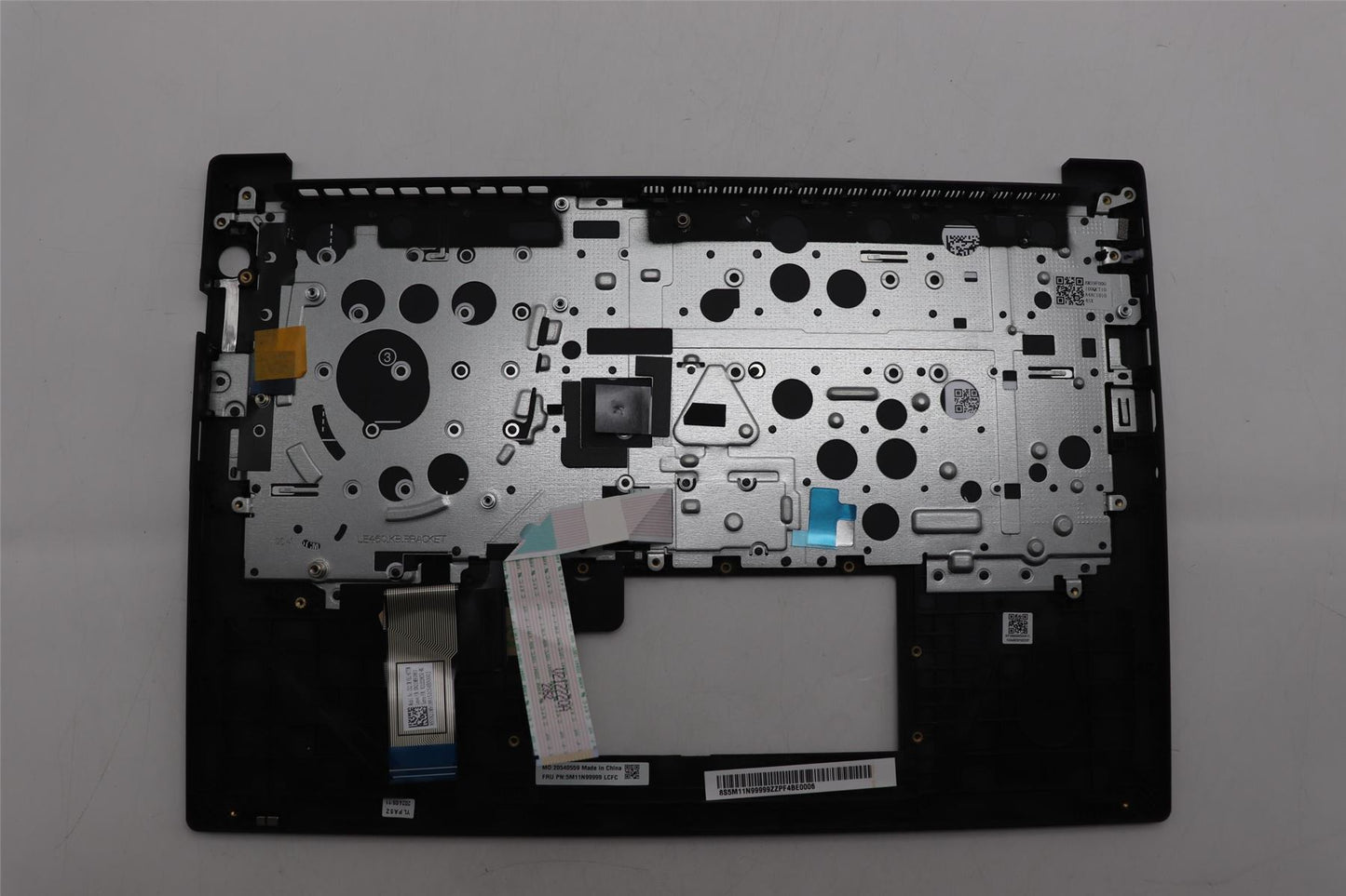 Lenovo MECH_ASM FRU RUS (TRI) US BK 5M11P00000