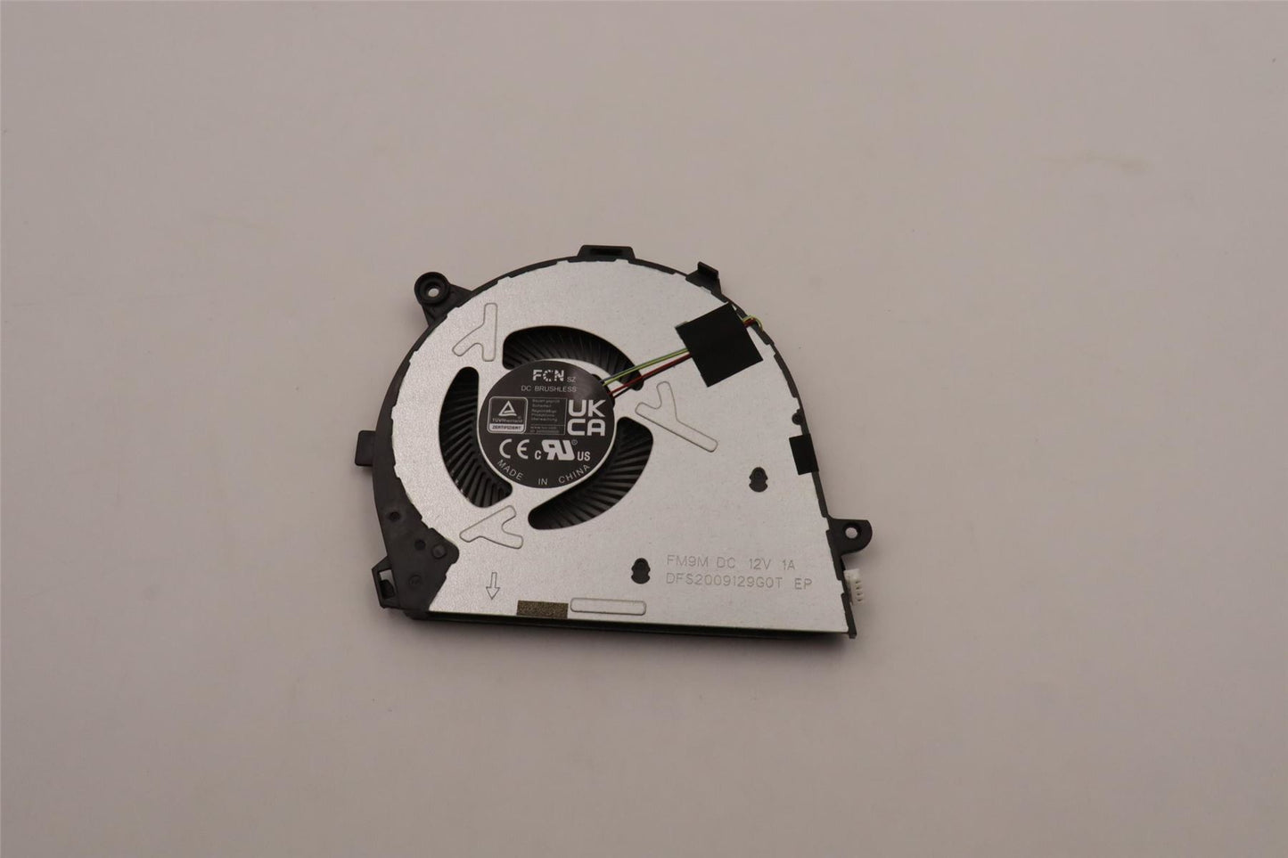 Lenovo System FAN C 82SD 12V Forcecon 3.0t 5F10S14043